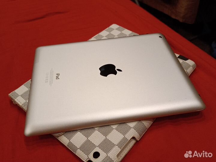Планшет apple iPad 4 (A1458)