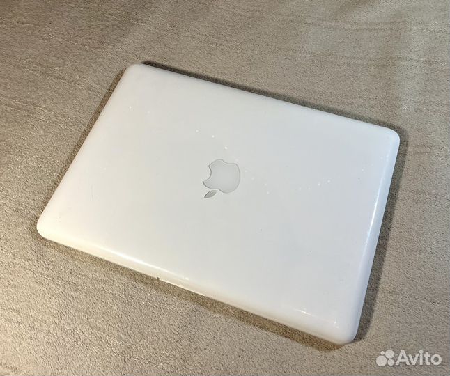 MacBook 13 2010 A1342