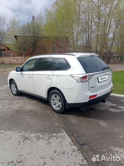 Mitsubishi Outlander 2.0 CVT, 2013, 179 558 км
