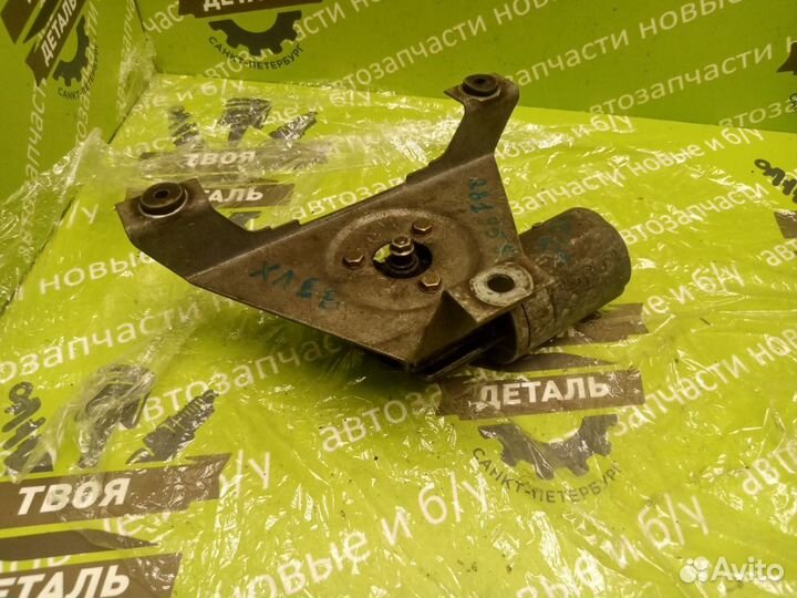 Моторчик стеклоочистителя передний Vw Lt