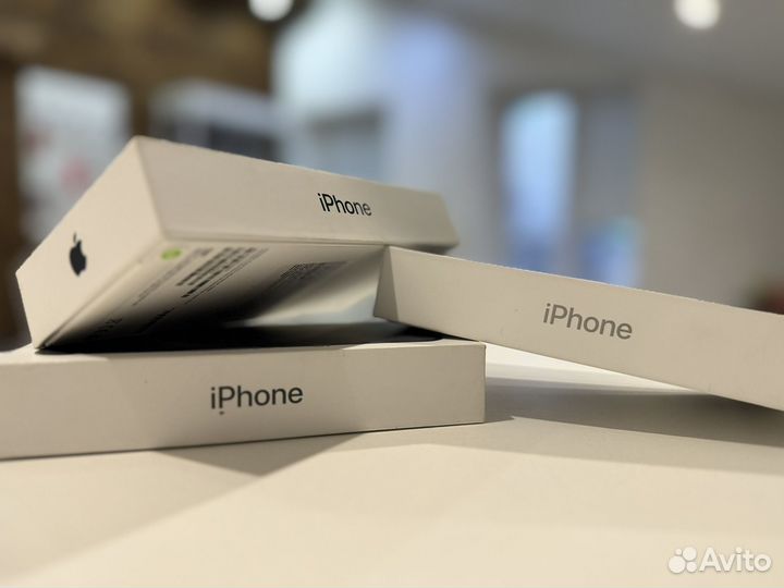 iPhone 15 Pro, 128 ГБ