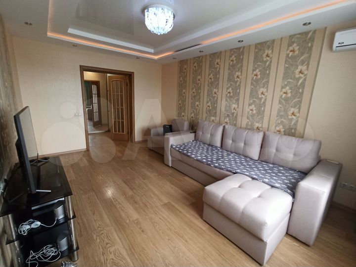 2-к. квартира, 66 м², 5/10 эт.