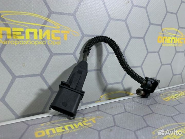 Датчик коленвала Opel Astra H Z18XER
