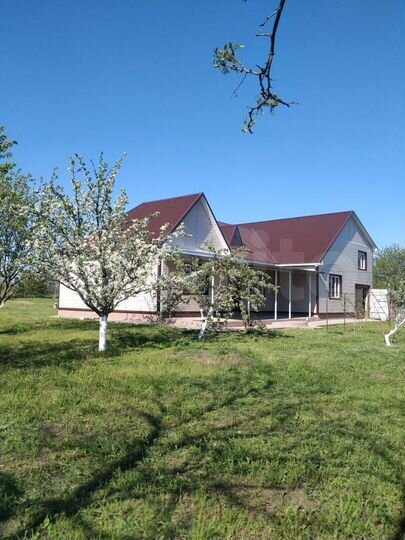 Дом 214 м² на участке 19,6 сот.