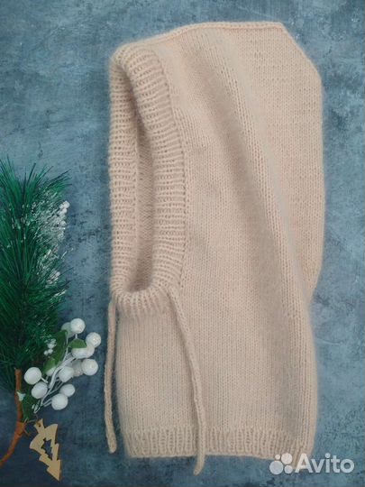 Капор вязаный