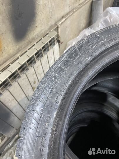 Zmax Winterhawke I 245/40 R17 80Z
