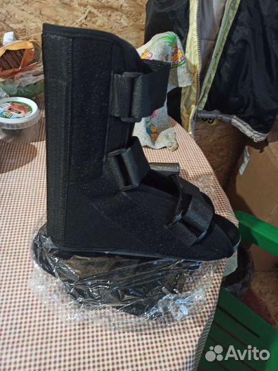 Тутор на голеностопа