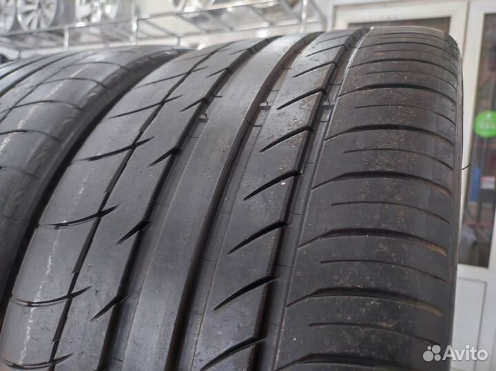 Michelin Pilot Sport 2 255/35 R19 96Y