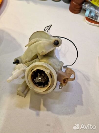 Кофемолка Delonghi ecam