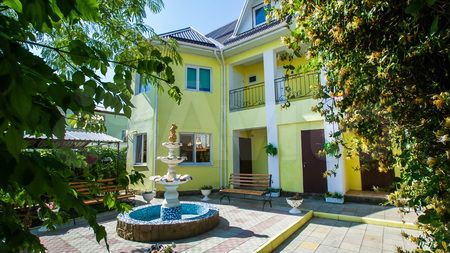 Комната 44 м², 1/2 эт.