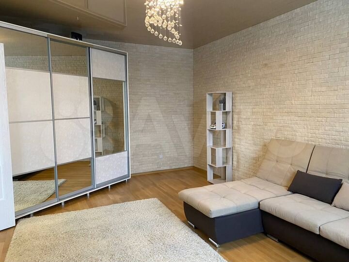 1-к. квартира, 42 м², 2/5 эт.