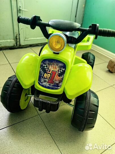 Детский квадроцикл на аккумуляторе