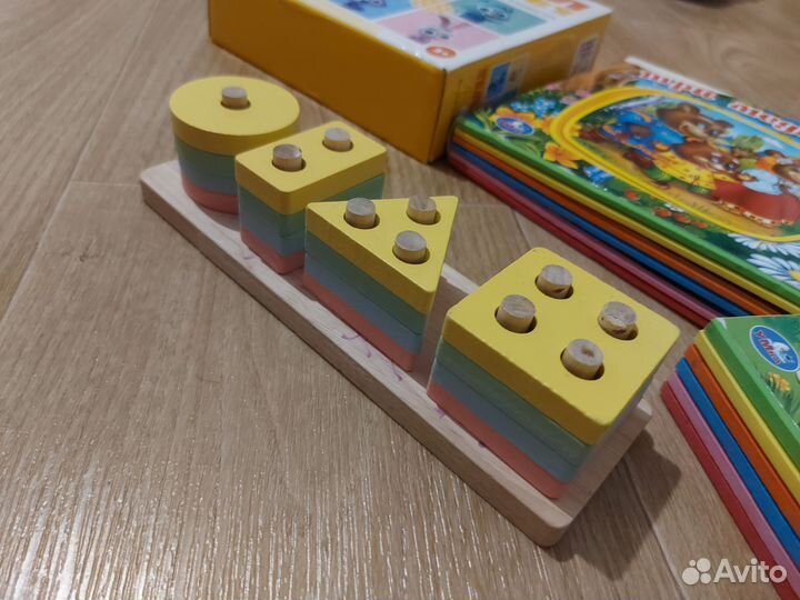 Развивающие игрушки для малышей