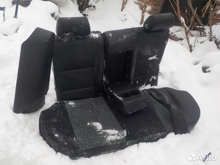 Сидение geely vision заднее