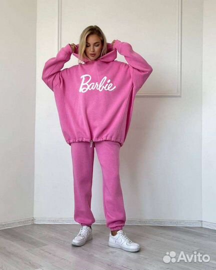 Спортивный костюм женский