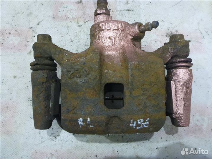 Суппорт задний левый Mitsubishi Galant E52A 1800