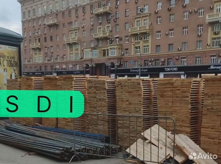 Строительные леса - хомутовые, рамные