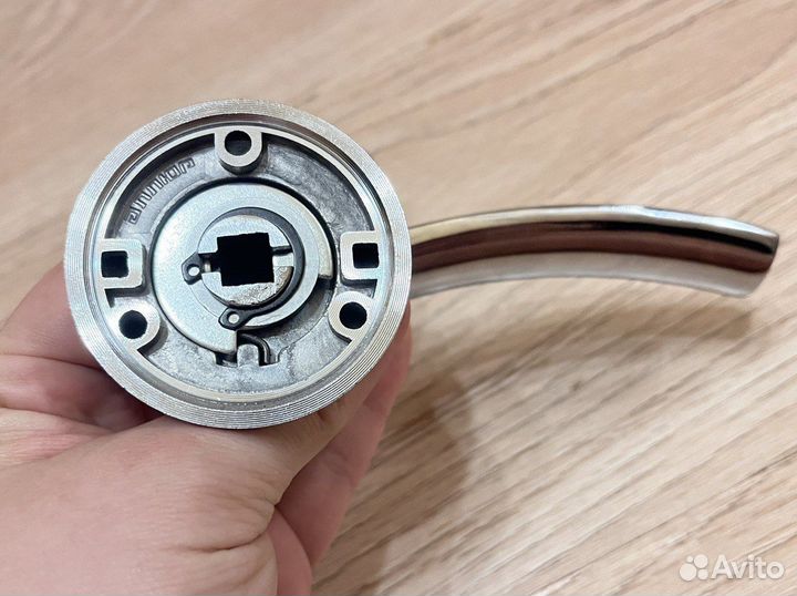 Ручка дверная «Аллюр» хром новая
