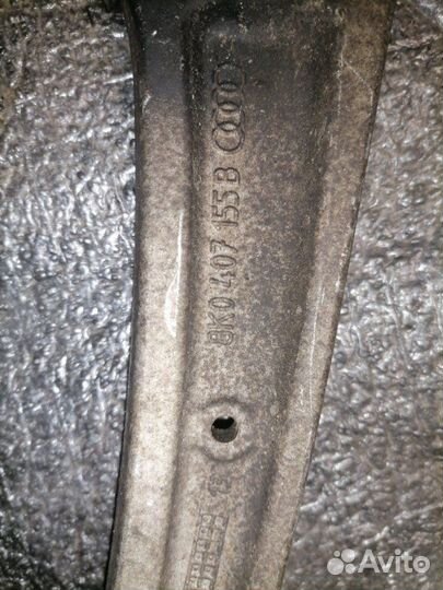 Рычаг подвески нижний передний левый Audi A4 B8