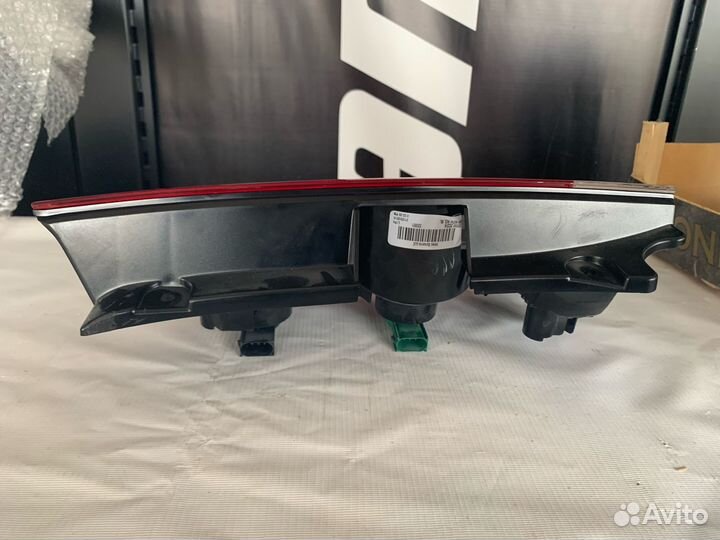 Фара задняя правая Nissan Armada 26550zc20a