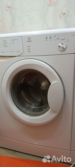 Стиральная машина indesit