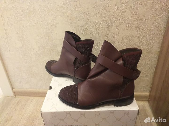 Ботинки женские