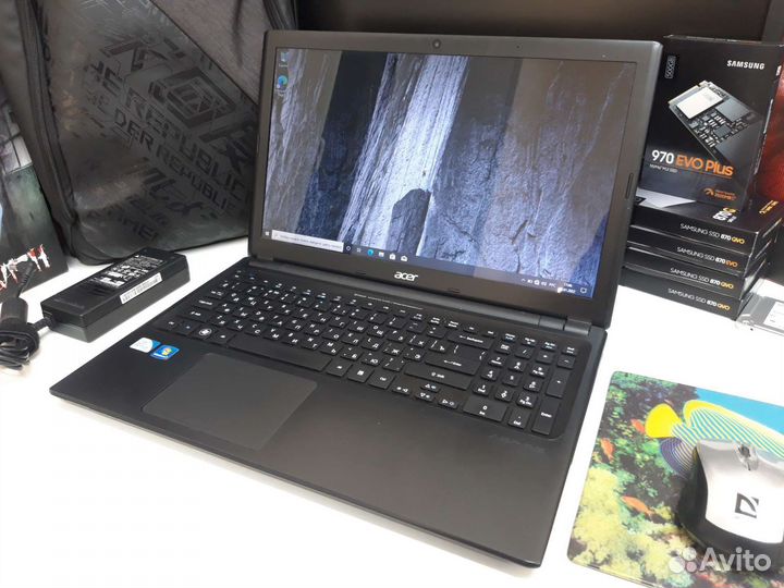 Тонкий Acer 15.6 C2D/4gb/intel HD