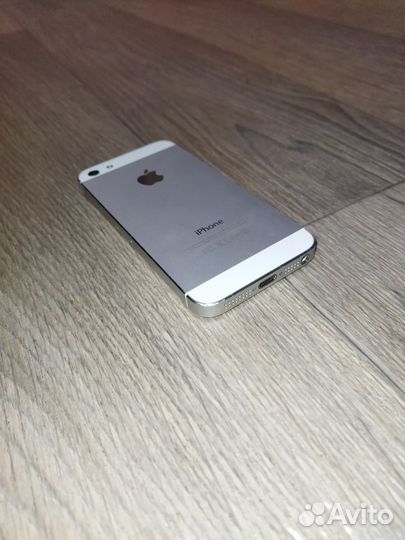 iPhone 5, 16 ГБ