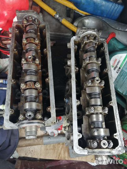2 головки блока, 2 коленвала, 4 поршня