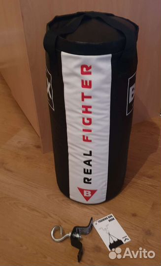 Боксерская груша, перчатки UFC L