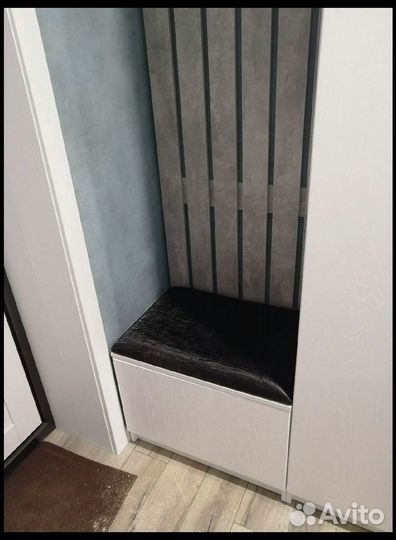 Шкаф в прихожую узкий