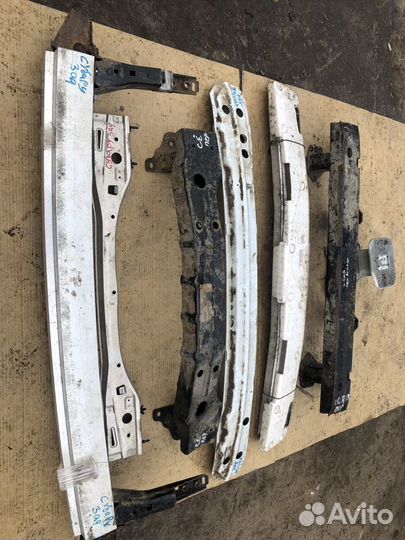 Усилитель бампера