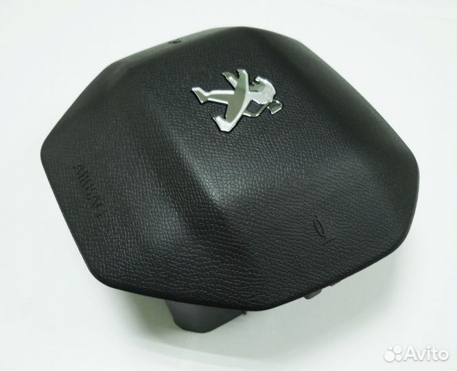 Крышка подушки безопасности руля Peugeot 3008