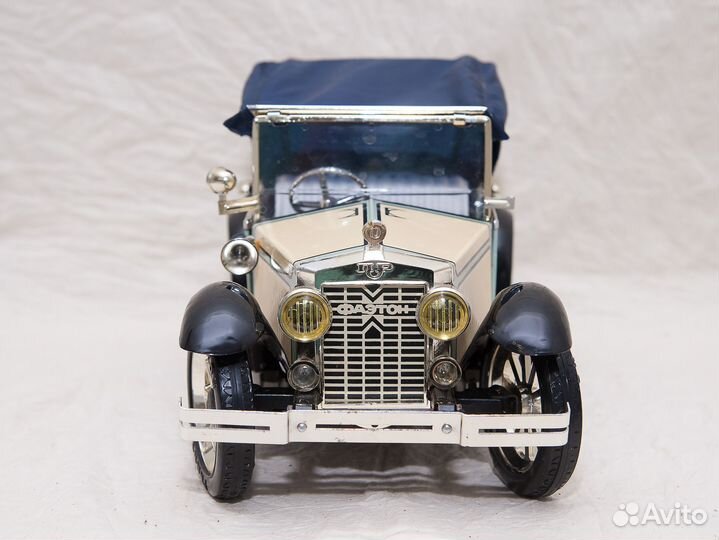 Модель машины Фаэтон