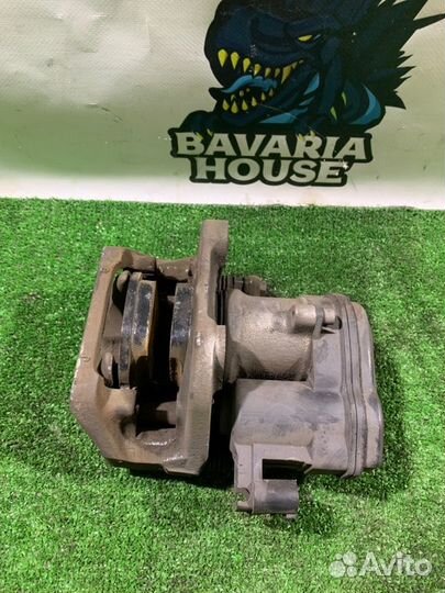 Суппорт задний левый Bmw 5 F10 N20B20B 2012