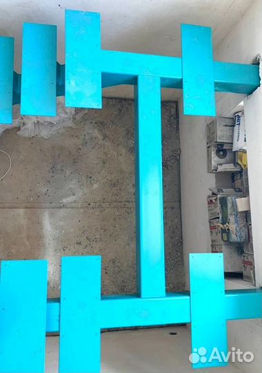 Лестница в дом или квартиру