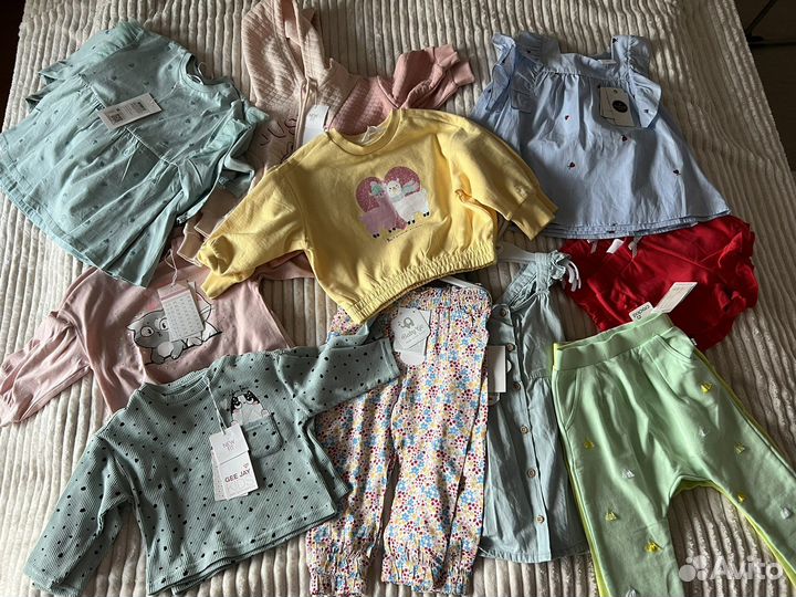 Пакет вещей для двойни девочки