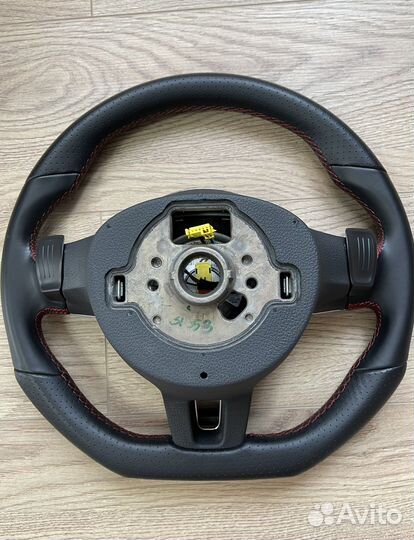 Руль с лепестками volkswagen golf 6 R GLI