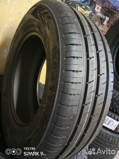 Ikon Tyres Autograph Eco C3 205/70 R15 106R