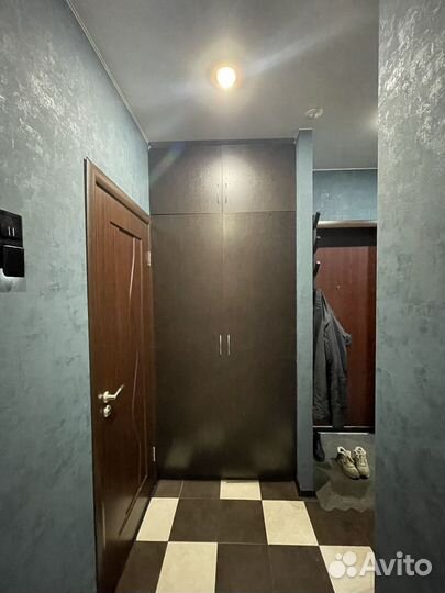 Двери межкомнатные с коробкой деревянные бу