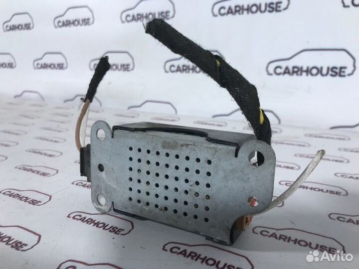 Усилитель антенны Volkswagen Golf 6