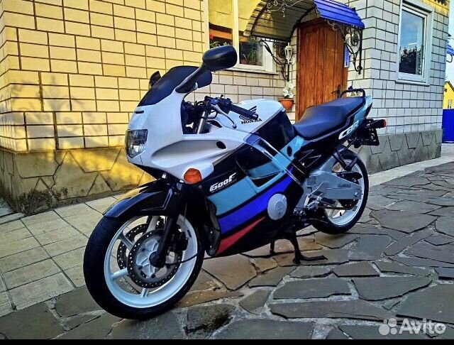 Honda cbr600f2