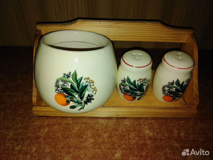 Набор для специй(сахарница, солонка, перечница) на