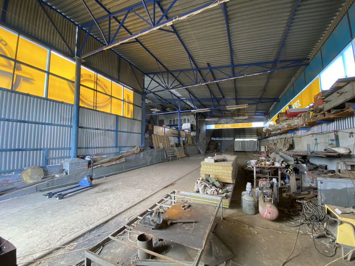 Склад, 300 м²