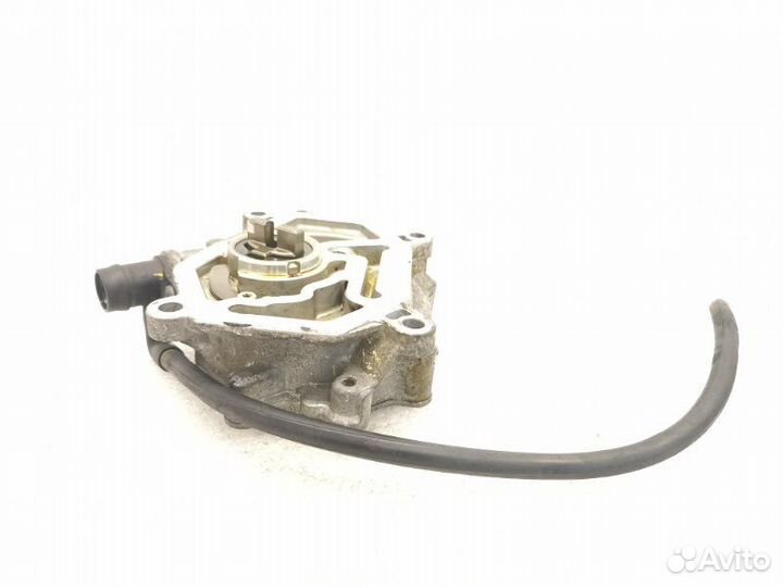 Насос вакуумный Mercedes-Benz B-Class W246 1.6