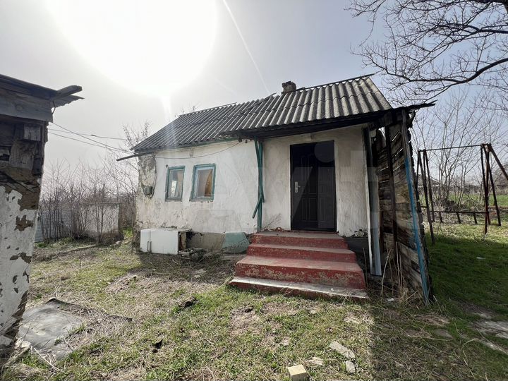 Дом 23,7 м² на участке 8,7 сот.