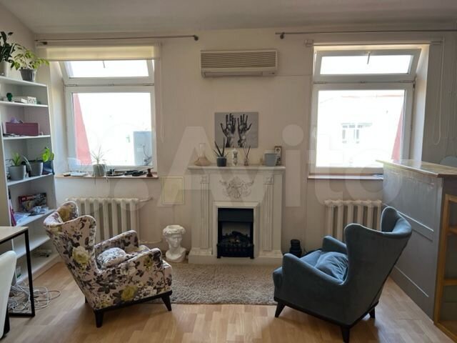 3-к. квартира, 100 м², 5/5 эт.