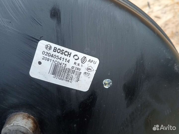 Вакуумникв сборе Renault Fluence