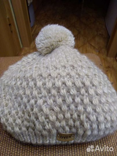 Шапки разные(новые). Меховые шапки(добавила)