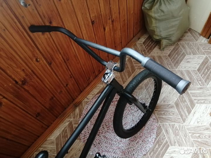 Велосипед BMX
